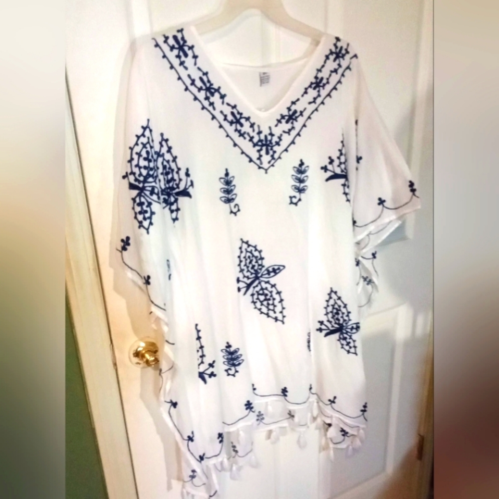 White and Black Embroidered Tunic